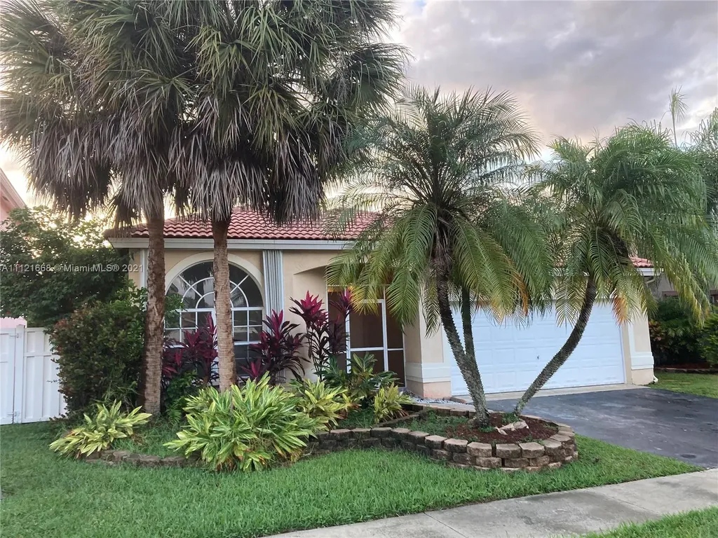 4 Gables Boulevard Weston FL 33326