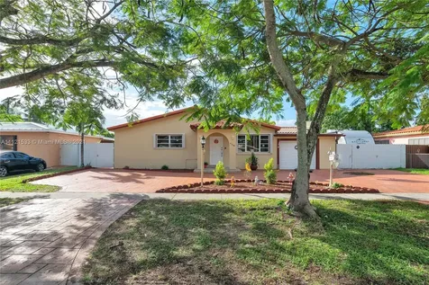 450 W 39th Place Hialeah FL 33012
