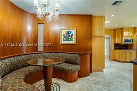 19931 NE 22nd Court Miami FL 33180