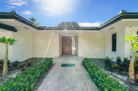 19931 NE 22nd Court Miami FL 33180