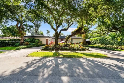 19931 NE 22nd Court Miami FL 33180