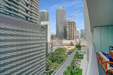 1010 Brickell Miami FL 33131