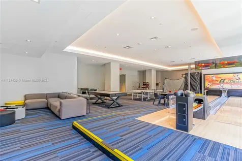 1010 Brickell Miami FL 33131