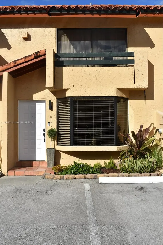 10193 SW 77th Court Miami FL 33156