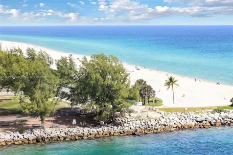 10295 Collins Avenue Bal Harbour FL 33154