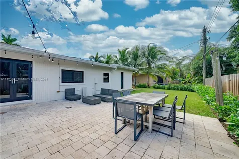 141 SW 52nd Terrace Plantation FL 33317