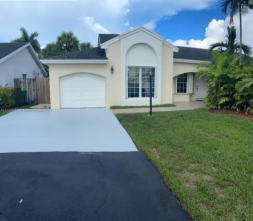 9798 NW 51st Terrace Doral FL 33178