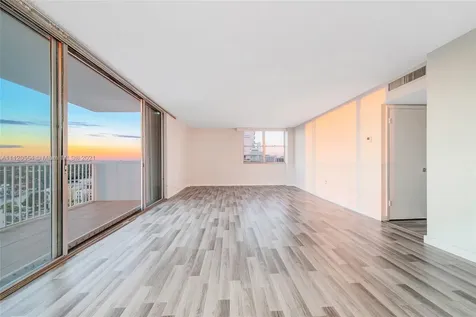 5838 Collins Avenue Miami Beach FL 33140