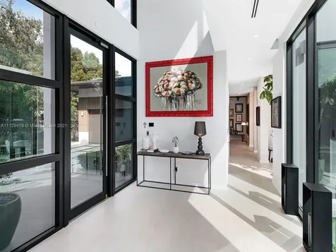 5470 Sunset Drive Miami FL 33143