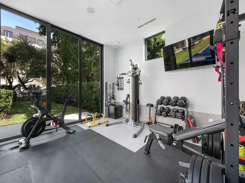 5470 Sunset Drive Miami FL 33143