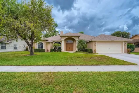 13590 Jonquil Place Wellington FL 33414