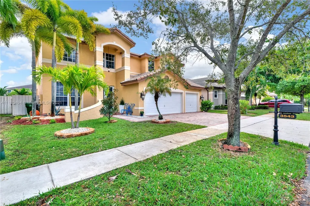 3543 SW 180th Way Miramar FL 33029