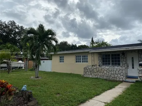 3410 NW 173rd Terrace Miami Gardens FL 33056