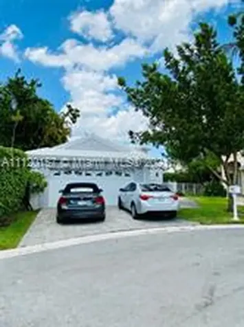 15261 Wilshire Court Pembroke Pines FL 33027