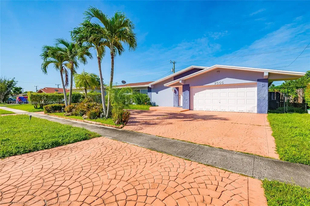 2555 NW 105th Lane Sunrise FL 33322