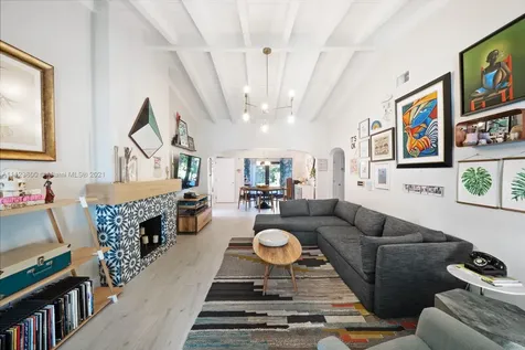 3269 SW 1st Street Miami FL 33135