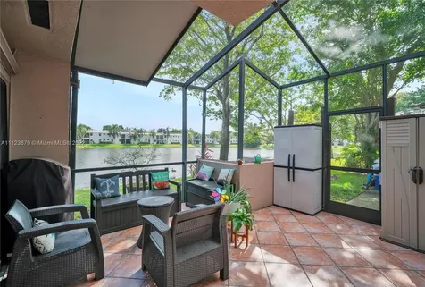 1001 NW 122nd Terrace Pembroke Pines FL 33026
