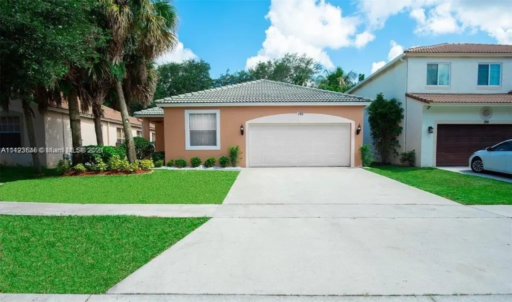 192 Seminole Lakes Drive Royal Palm Beach FL 33411