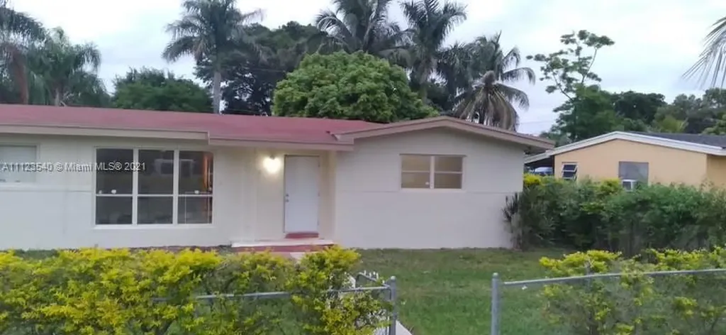 1725 NW 9th Court Homestead FL 33030