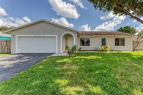 1060 SW 128th Drive Davie FL 33325