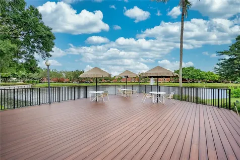 9954 NW 6th Place Plantation FL 33324