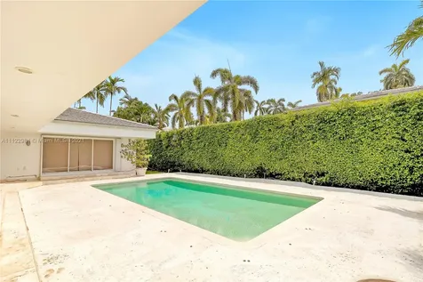 6620 Windsor Lane Miami Beach FL 33141