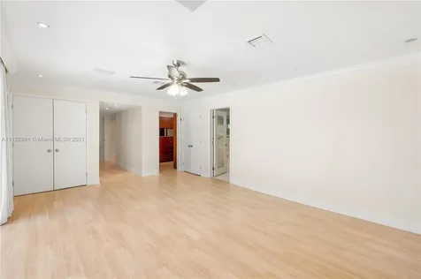 6620 Windsor Lane Miami Beach FL 33141