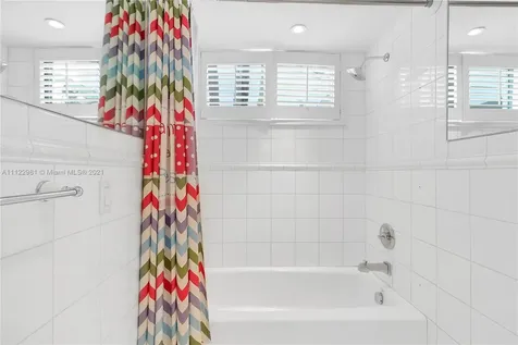 6620 Windsor Lane Miami Beach FL 33141