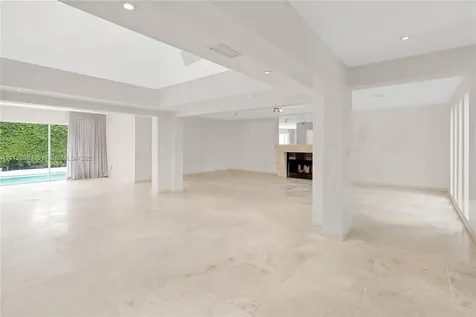6620 Windsor Lane Miami Beach FL 33141