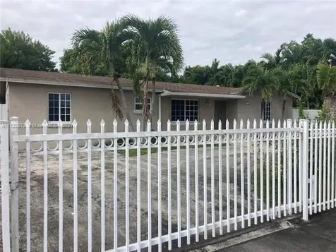 19500 SW 118th Avenue Miami FL 33177
