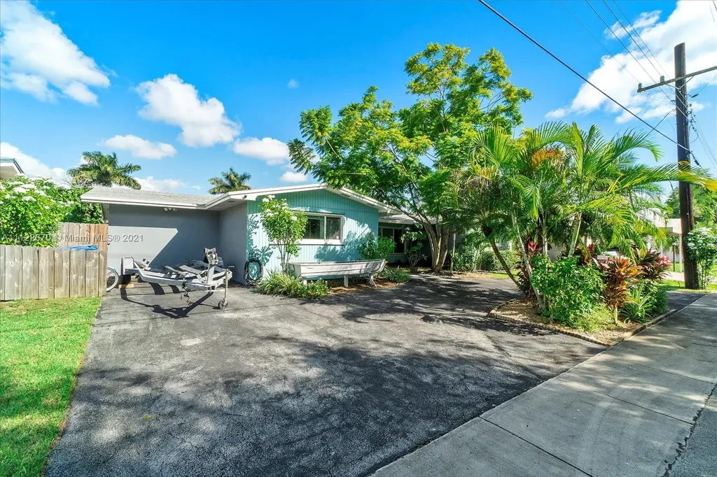 2835 Arthur Street Hollywood FL 33020