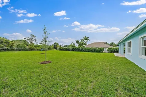 8481 SE Duncan Street Hobe Sound FL 33455