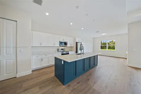 8481 SE Duncan Street Hobe Sound FL 33455
