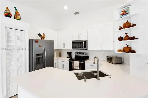 1476 Mira Vista Circle Weston FL 33327