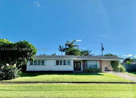213 Russell Drive Palm Springs FL 33461