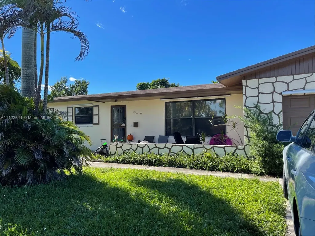 19810 SW 119th Avenue Miami FL 33177