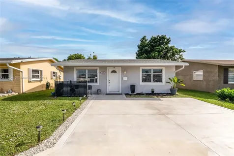 6104 NW 74th Avenue Tamarac FL 33321