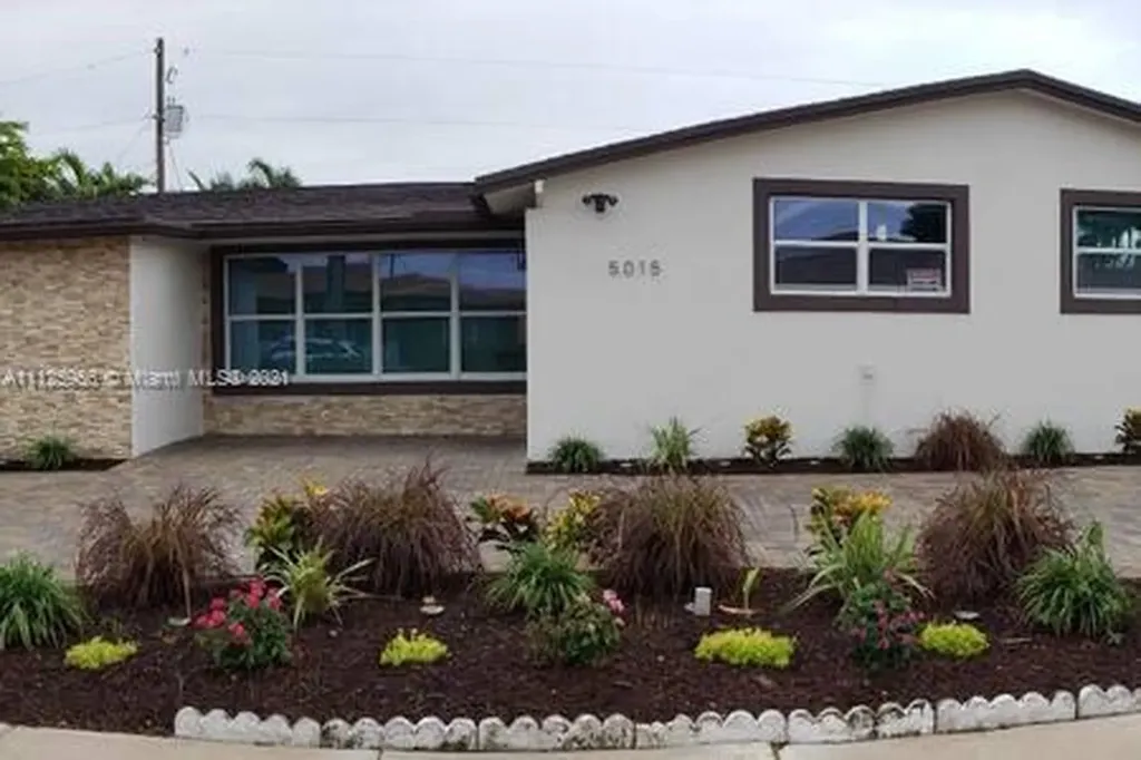 5015 SW 90th Court Miami FL 33165