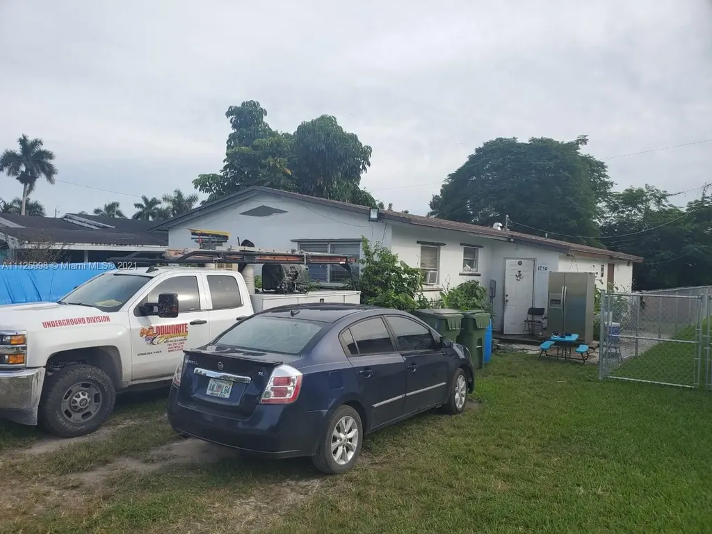 1290 NW 9th Court Homestead FL 33030