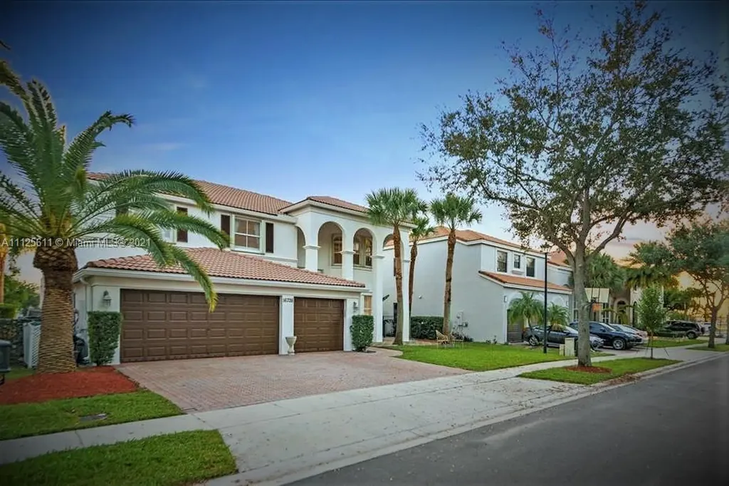 16726 SW 8th Street Pembroke Pines FL 33027