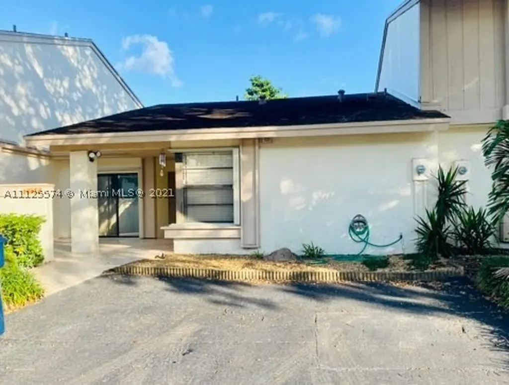 11777 SW 91st Terrace Miami FL 33186