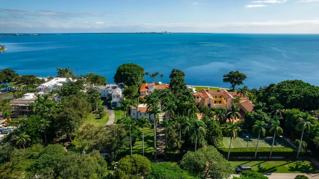 3029 Brickell Avenue Miami FL 33129