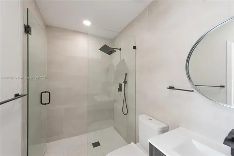 725 W 51st Street Miami Beach FL 33140