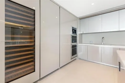 Sunny Isles Beach FL 33160
