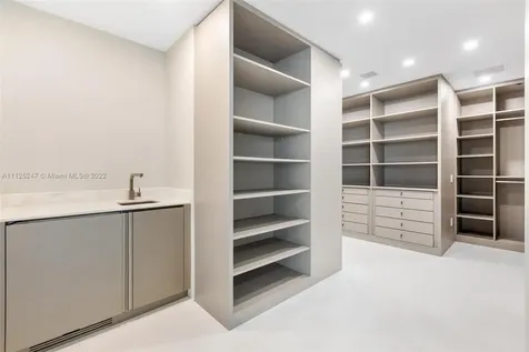 Sunny Isles Beach FL 33160