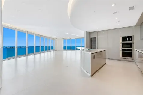 Sunny Isles Beach FL 33160