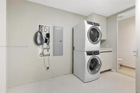 Sunny Isles Beach FL 33160