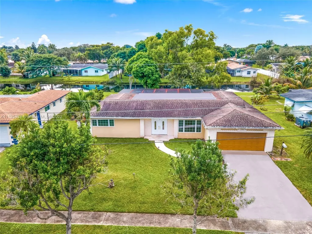 7080 NW 10th Court Plantation FL 33313