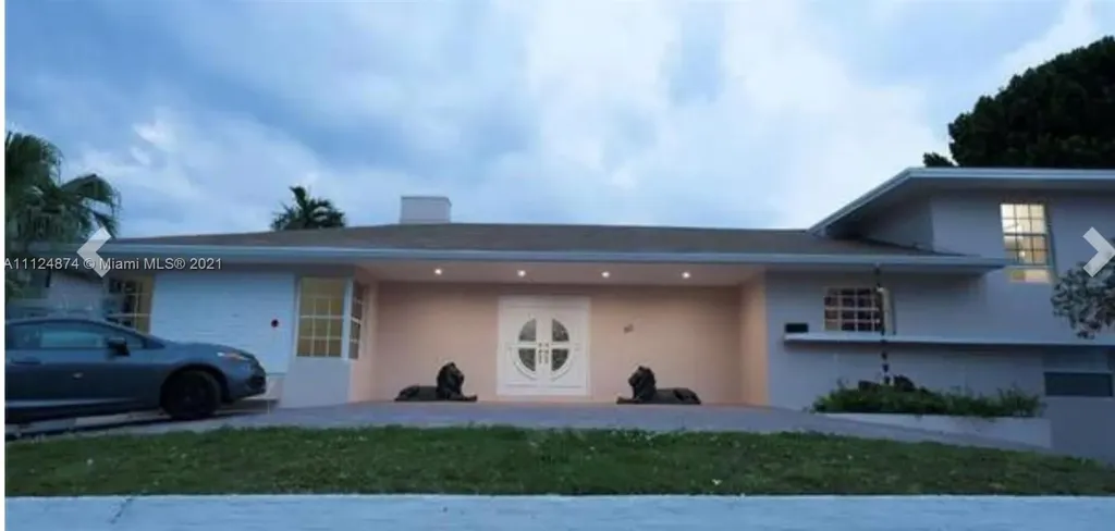 60 SW 63rd Avenue Miami FL 33144