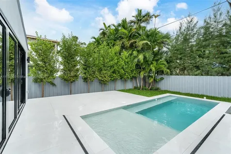 9165 Abbott Avenue Surfside FL 33154